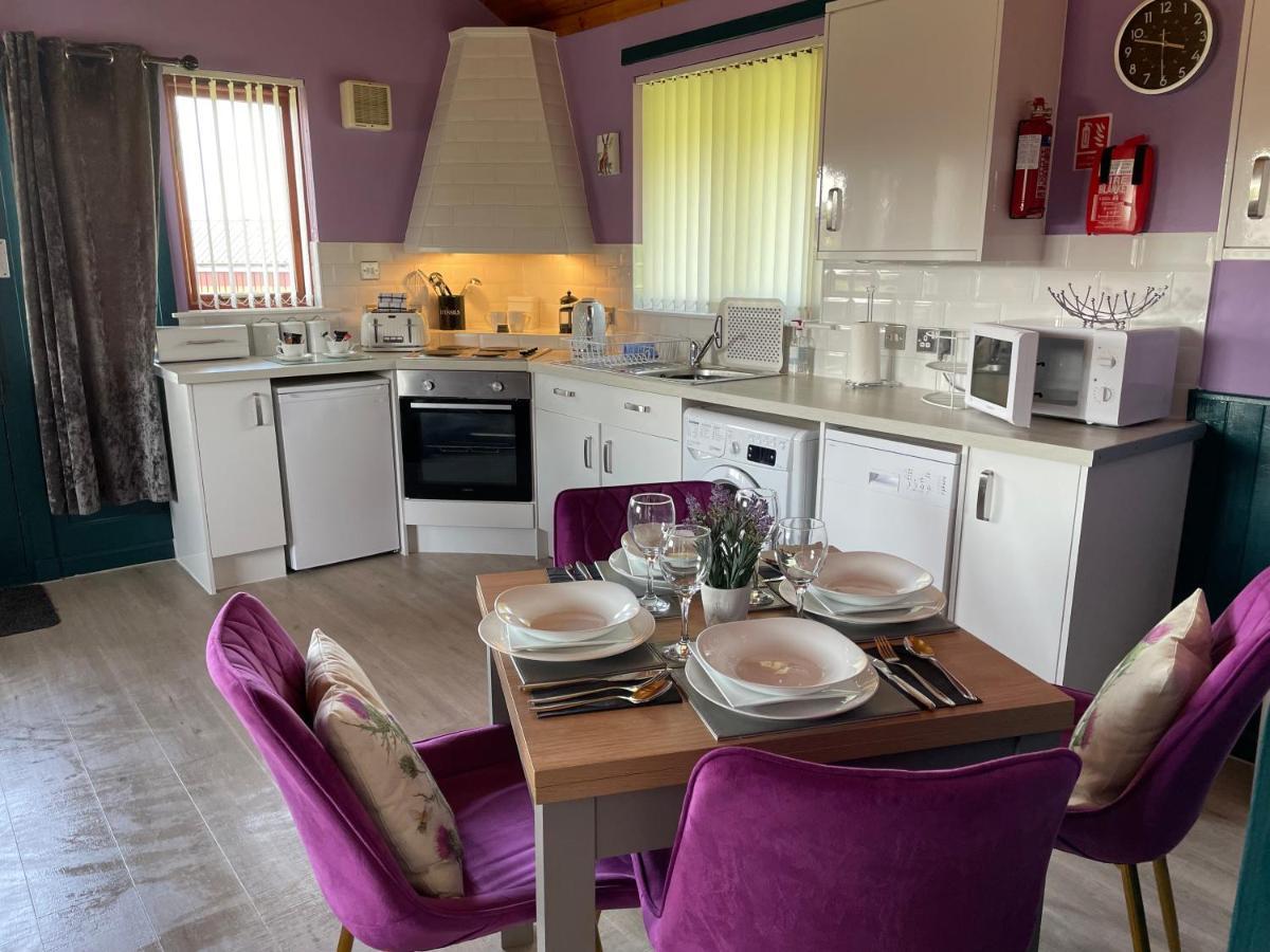 Wellsfield Farm Holiday Lodges Stirling Esterno foto