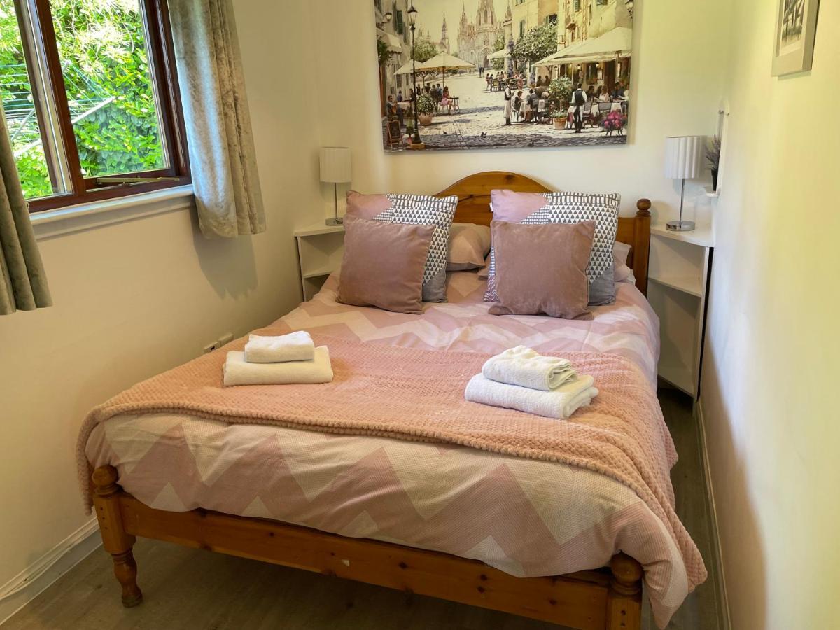 Wellsfield Farm Holiday Lodges Stirling Esterno foto