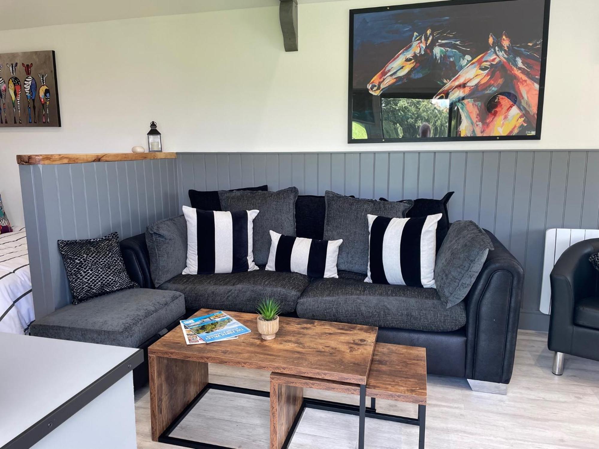 Wellsfield Farm Holiday Lodges Stirling Esterno foto